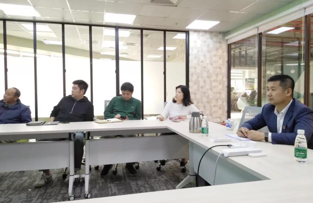 金融事业部第二批“不忘初心 牢记使命”主题教育指导组副组长张伟栋同志对资产（上海）党总支进行指导