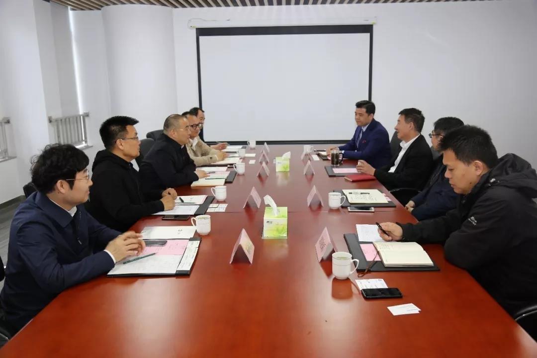 中化资产公司党委书记、总经理李仰景调研山东不良资产市场
