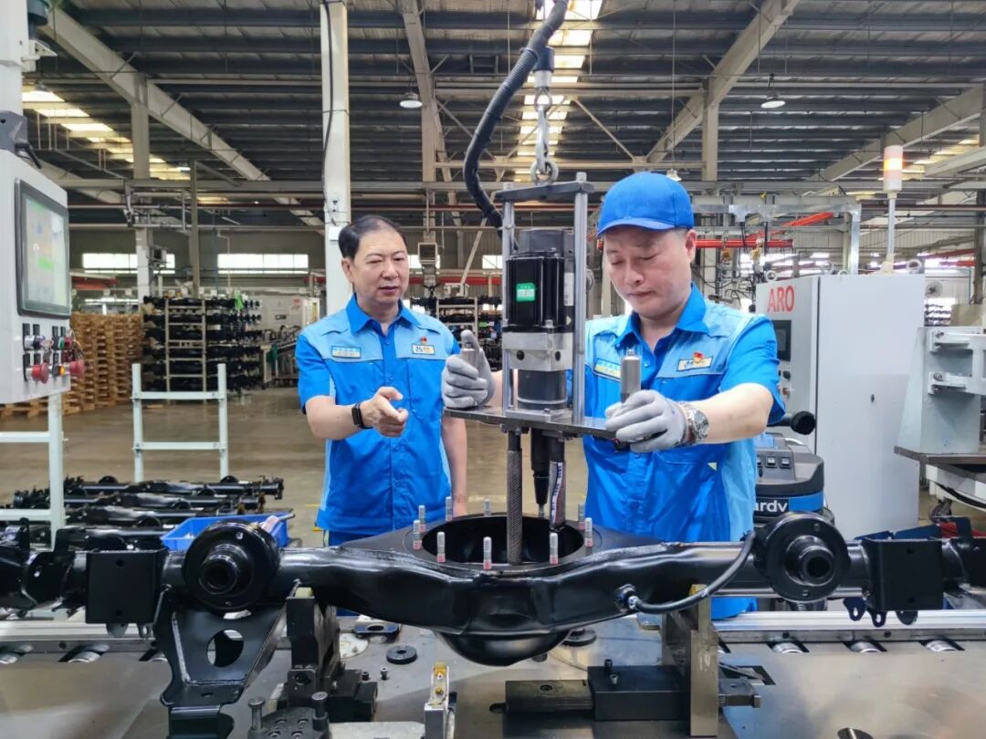 党建引领促发展 攻坚克难创佳绩——沈阳车桥公司刷新生产纪录